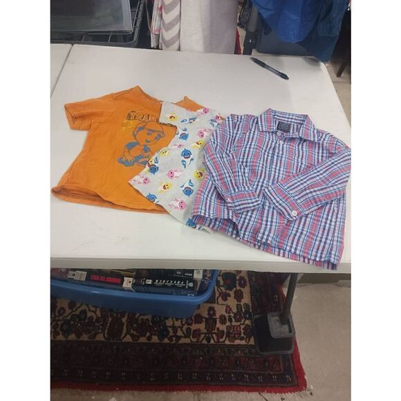 2 t boys shirt  bundle - Picture 1 of 11
